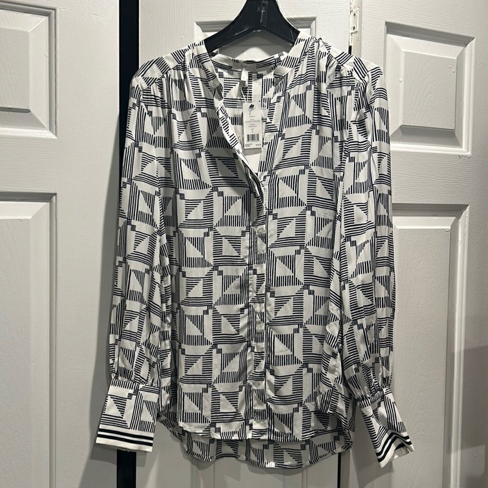 NWT Joie Navy/White Geometric Button Down, Size Large